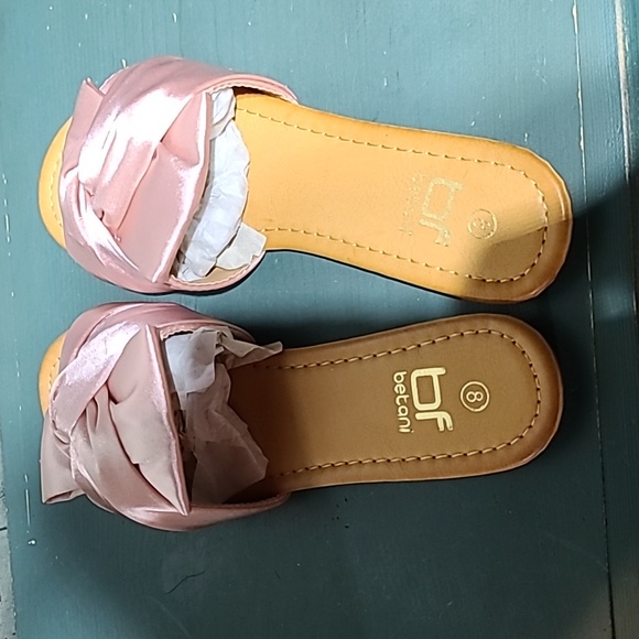 BF Betani slides - Picture 4 of 7